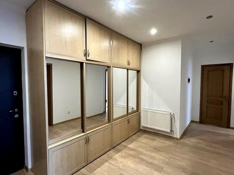 квартира по адресу Князя Святослава пл., 5