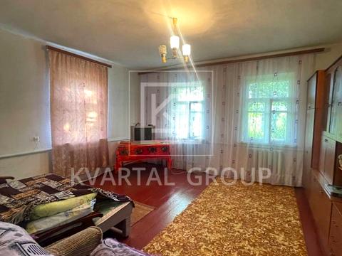 будинок за адресою Центральна, 2