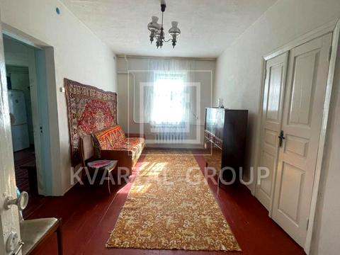 будинок за адресою Центральна, 2