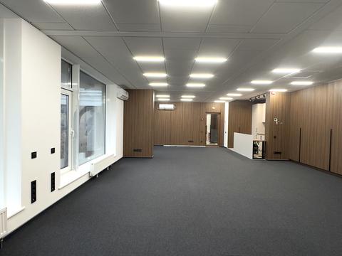 комерційна за адресою Золотоустівська вул., 25