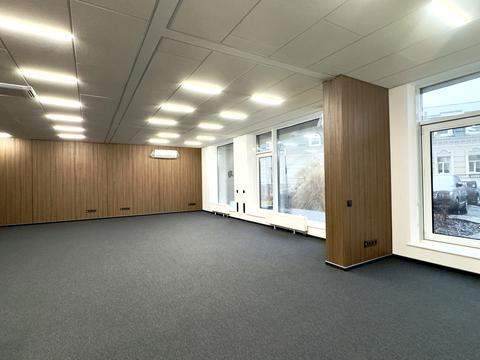 комерційна за адресою Золотоустівська вул., 25