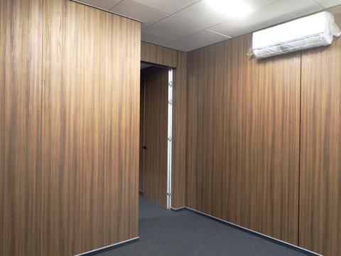 комерційна за адресою Золотоустівська вул., 25