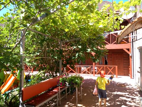 коммерческая по адресу 2-й Бассейный пер., 4