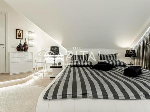 дом по адресу Миколи Миклухи-Маклая ул. (Дежнєва), 22