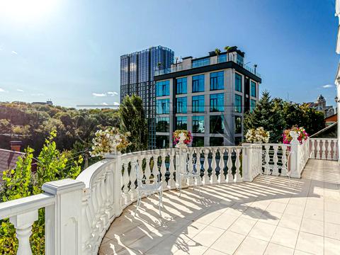 дом по адресу Редутная ул., 32