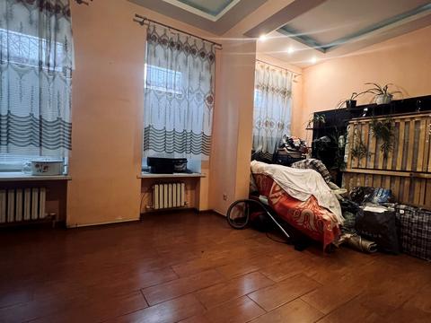 квартира за адресою Утьосова вул., 10