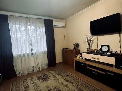 квартира за адресою Утьосова вул., 10