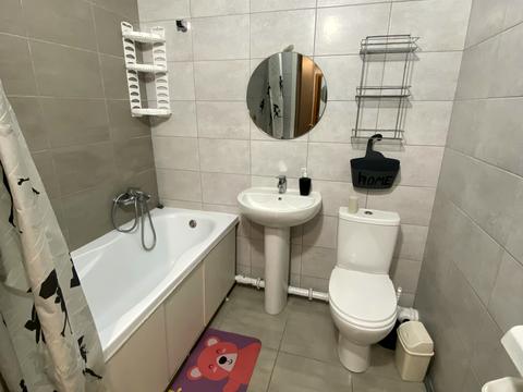 квартира за адресою Михайла Грушевського вул., 1б