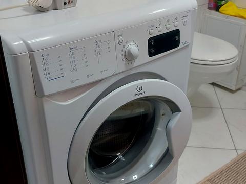 квартира за адресою Софії Русової вул., 7-А