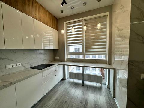 квартира за адресою Зоряний бульв., 1м