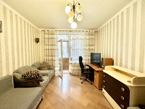 квартира за адресою Незалежної України вул. (40 років Радянської України), 86