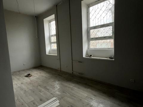 комерційна за адресою Дніпровське шосе (Дніпропетровське), 30