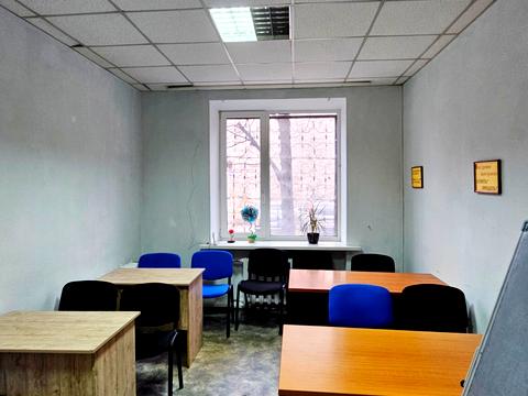 комерційна за адресою Любомирівська вул. (Сачка), 20