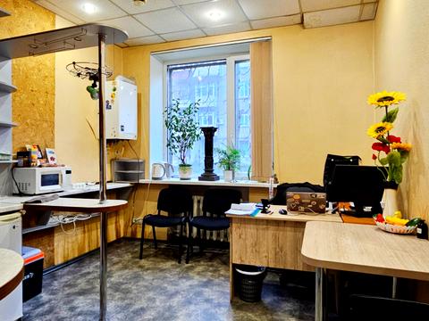 комерційна за адресою Любомирівська вул. (Сачка), 20