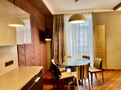 квартира за адресою Інститутська вул., 18-А