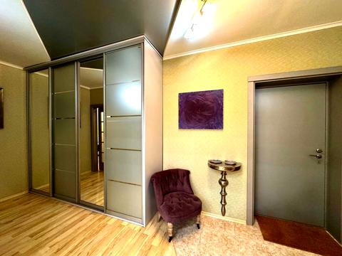 квартира за адресою Раїси Окіпної вул., 8