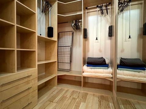 квартира за адресою Раїси Окіпної вул., 8