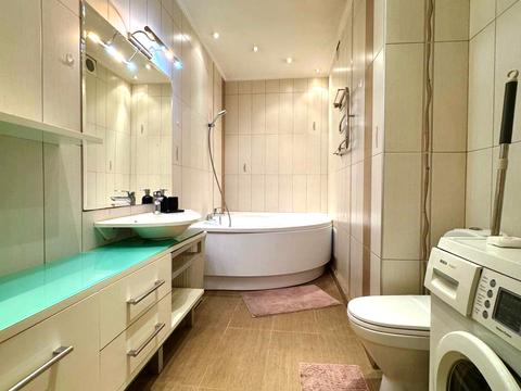 квартира за адресою Раїси Окіпної вул., 8