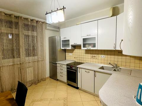 квартира за адресою Петра Калнишевського вул. (Михайла Майорова), 7