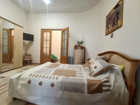 квартира за адресою Старокозацька вул. (Комсомольська), 74а