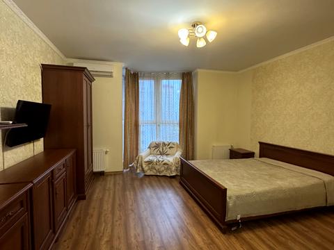 квартира за адресою Драгоманова вул., 2-Б