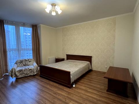 квартира за адресою Драгоманова вул., 2-Б