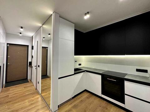 квартира за адресою Київ, Салютна вул., 2к8 Box