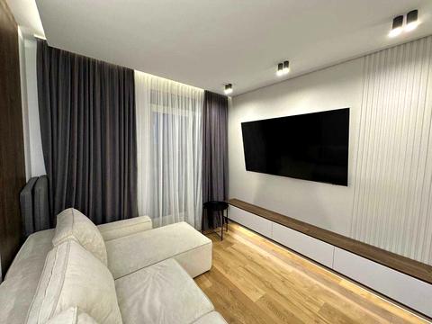 квартира за адресою Київ, Салютна вул., 2к8 Box