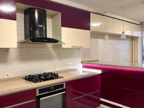 квартира по адресу Княгини Ольги ул., 100л