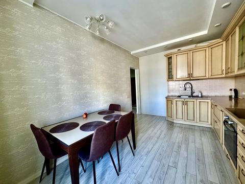 квартира за адресою Київ, Урлівська вул., 40