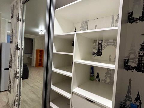 квартира за адресою Героїв полку "Азов" вул. (Маршала Малиновського), 8