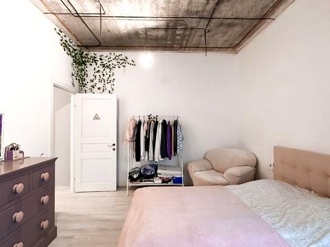 дом по адресу Александра Довженко ул., 42