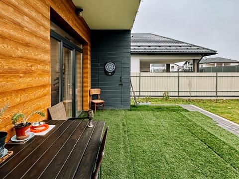 дом по адресу Александра Довженко ул., 42