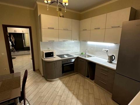 квартира за адресою Середньофонтанська вул., 30а