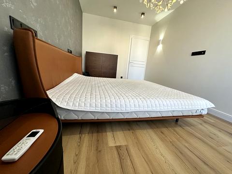 квартира по адресу Днепровская набережная ул., 18-А