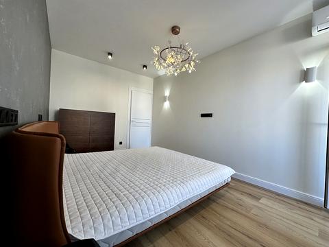 квартира по адресу Днепровская набережная ул., 18-А