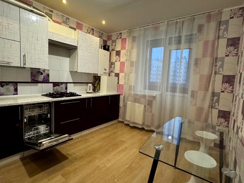 квартира за адресою Амосова пров., 8