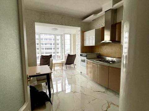 квартира за адресою Івана Мазепи вул. (Січневого Повстання), 14