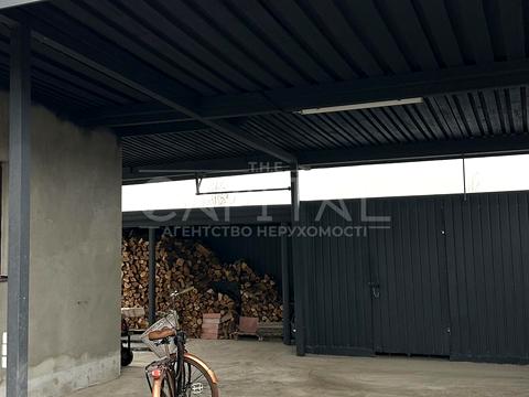 будинок за адресою с. Осещина, пер. Луговий