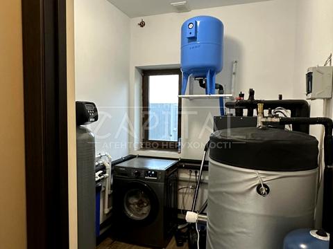 будинок за адресою с. Осещина, пер. Луговий