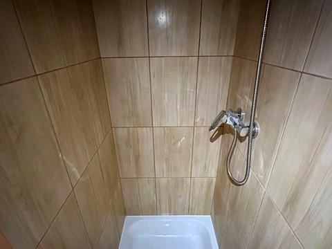 кімната за адресою Олега Антонова вул. (Карла Маркса), 2