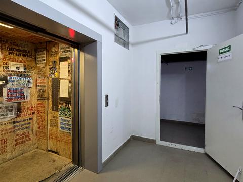 коммерческая по адресу Всеволода Змеенко ул., 21