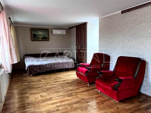 дом по адресу Святотроїтська, 19