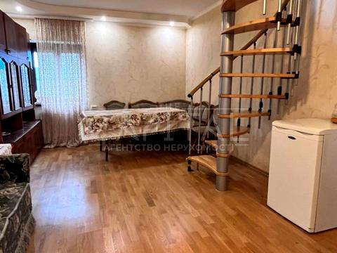 дом по адресу Святотроїтська, 19