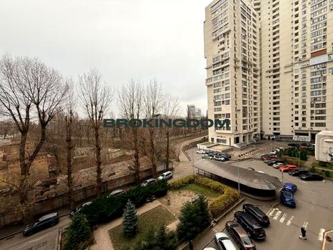 квартира по адресу Евгения Коновальца ул. (Щорса), 44-А