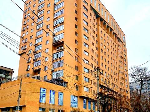 паркомісце за адресою Юрія Горовця вул. (Гусенка), 17