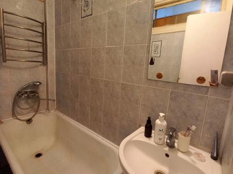 квартира за адресою Миколи Міхновського бульв. (Дружби народів), 32