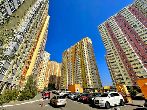 квартира за адресою Київ, Сім'ї Кульженків вул. (Петра Дегтяренка), 6