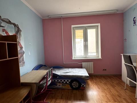 квартира по адресу Червоной Калины просп. (Владимира Маяковского), 69