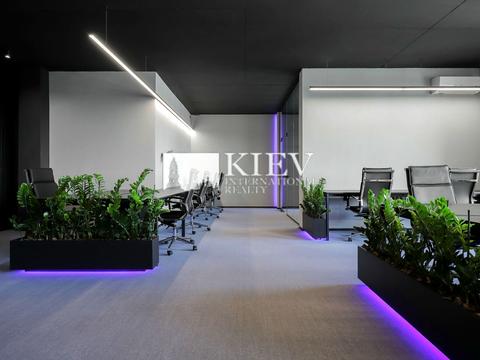 комерційна за адресою Жилянська вул., 68